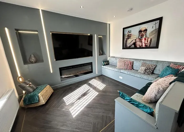 Olivia Rose Suite By Sasco Apartments